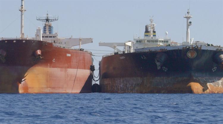 Ρωσία: Οι Εξαγωγές Πετρελαίου Υποχωρούν, ο Σκιώδης Στόλος Ενισχύεται